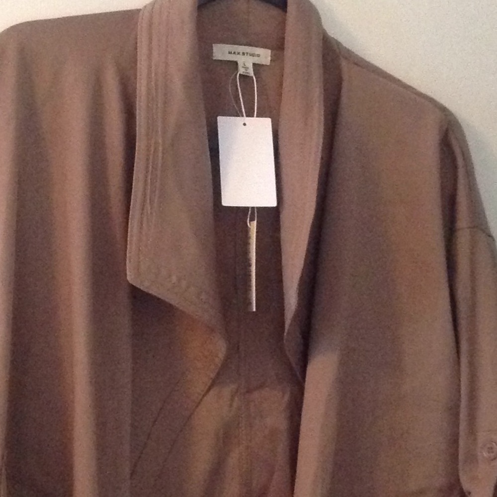 Jacket - Picture 3 of 3